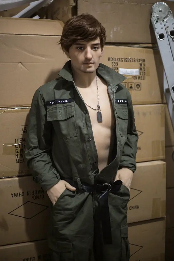 Maverick – Pilot. Player. Powerhouse