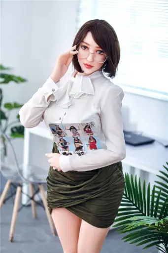 Suzan 159cm